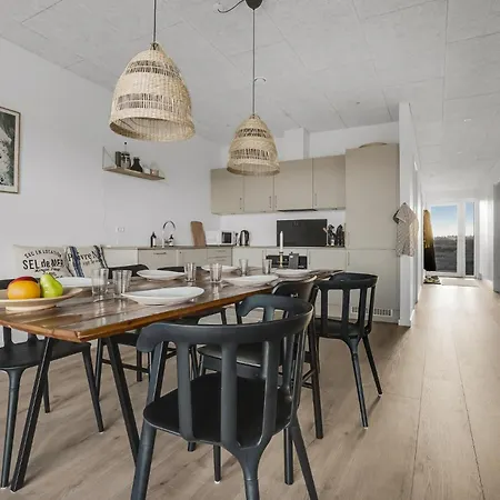 Awesome In With Kitchen *
